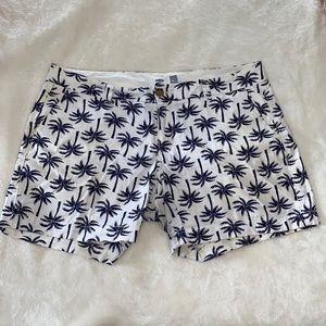 Palm tree pattern shorts